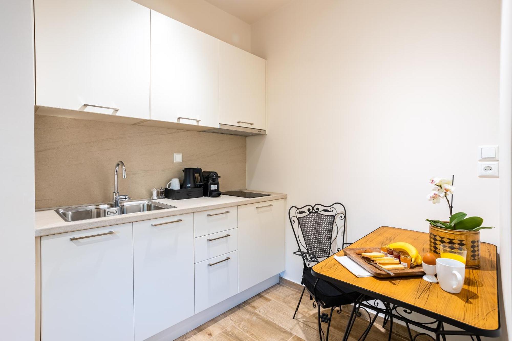 Villy'S Comfort Zone Apartments Kalamata Exteriér fotografie