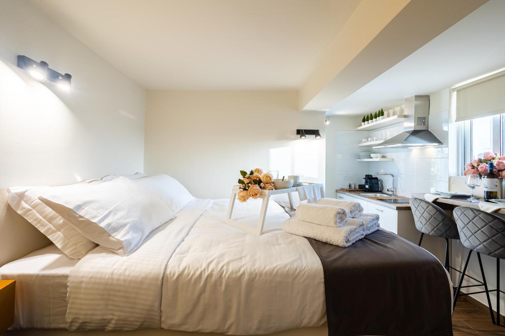 Villy'S Comfort Zone Apartments Kalamata Exteriér fotografie